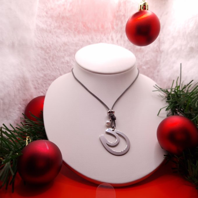 Lucky Charm 2024 - Horseshoe and Pearl Necklace with Grey Cotton Cord