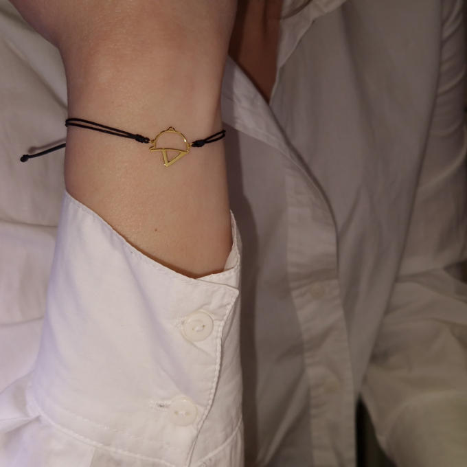 Helmet - Yellow Gold Bracelet