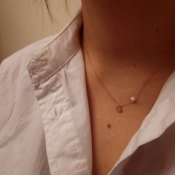 Horseshoe And Pearl - Rose Gold Necklace